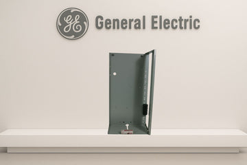 GE 7700 - Cutler Hammer 9800 Unitrol - Control MCC Bucket - 15 A, 240 V, 42" Height, 3 P | AmpState